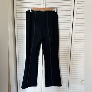 NEVER WORN essentials crop flare